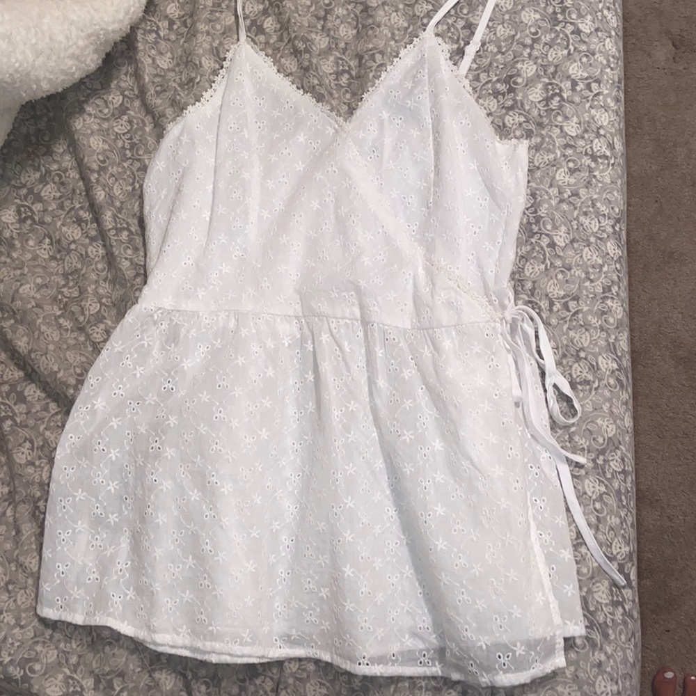 flower detail tank
